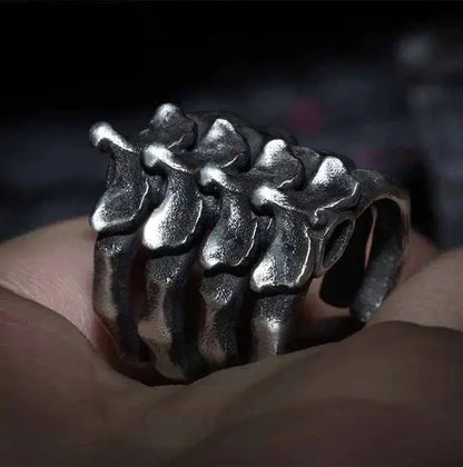 MEN'S BACKBONE RING Lacy0301Goth